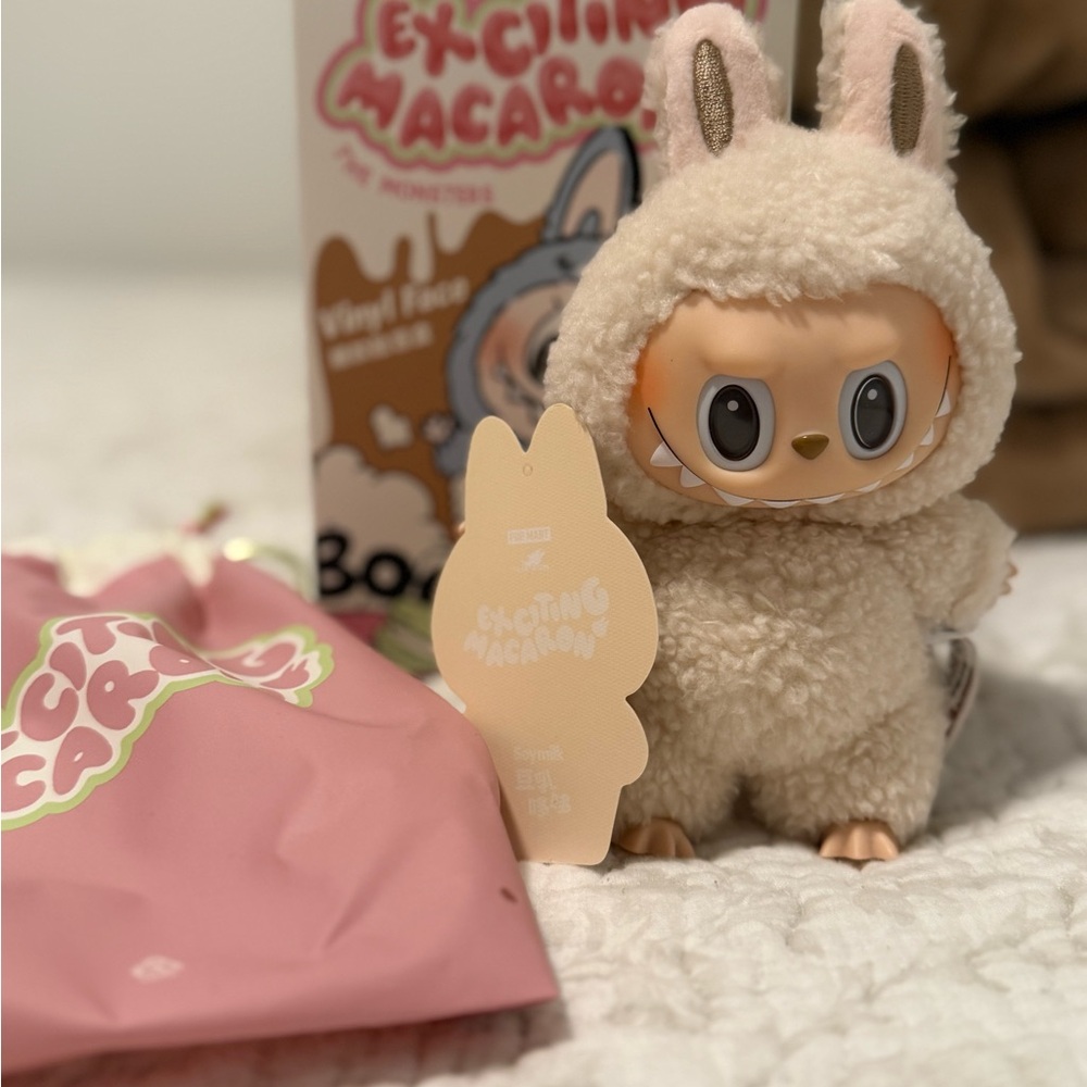 POPMART AUTHENTIC SOYMILK EXCITING MACARON LABUBU